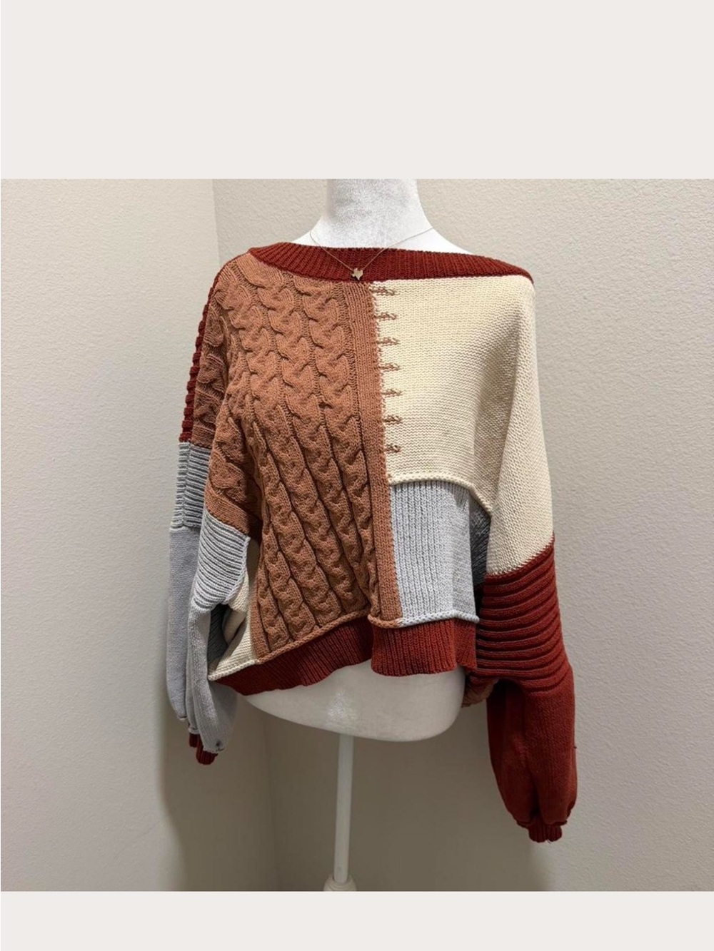POL Colorblock Off-Shoulder Cable Knit Sweater - Rust/Cream/Light Gray